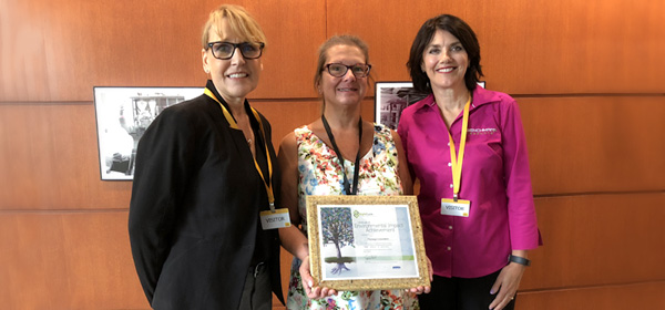 Kimberly Clark Presents Greenovation Award to Promega